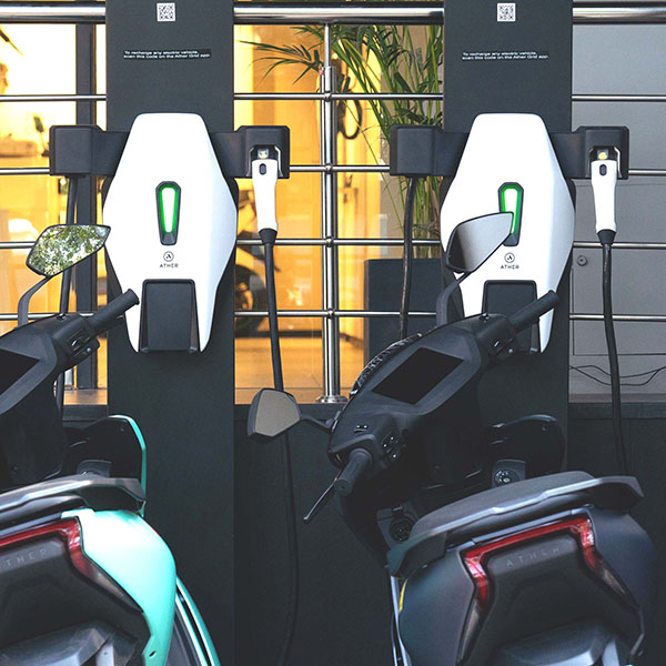 ev charging station franchise Cost